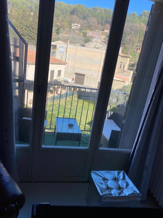 Appartement Salernes Centre Ville Екстер'єр фото
